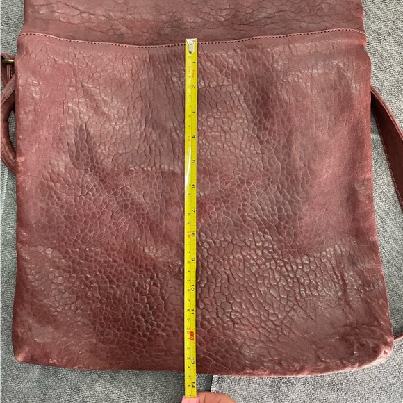 *Brand New* 100% Genuine Leather Artisanal Handmade Crossbody Bag Made in Spain - Picture 5 of 10